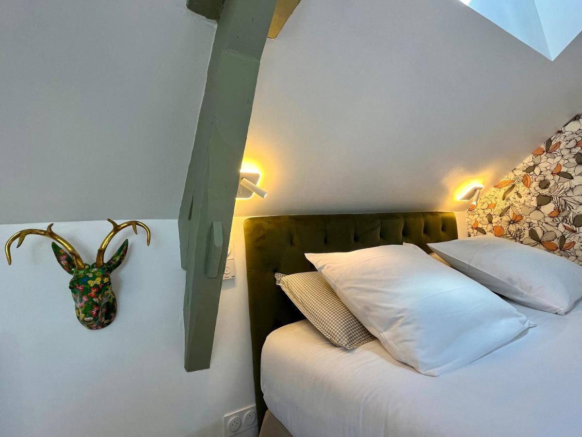 Cave Auger La Maison D'Hotes Restigne Ngoại thất bức ảnh