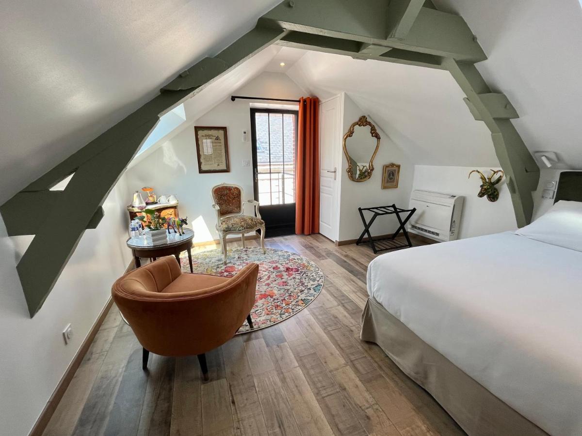 Cave Auger La Maison D'Hotes Restigne Ngoại thất bức ảnh