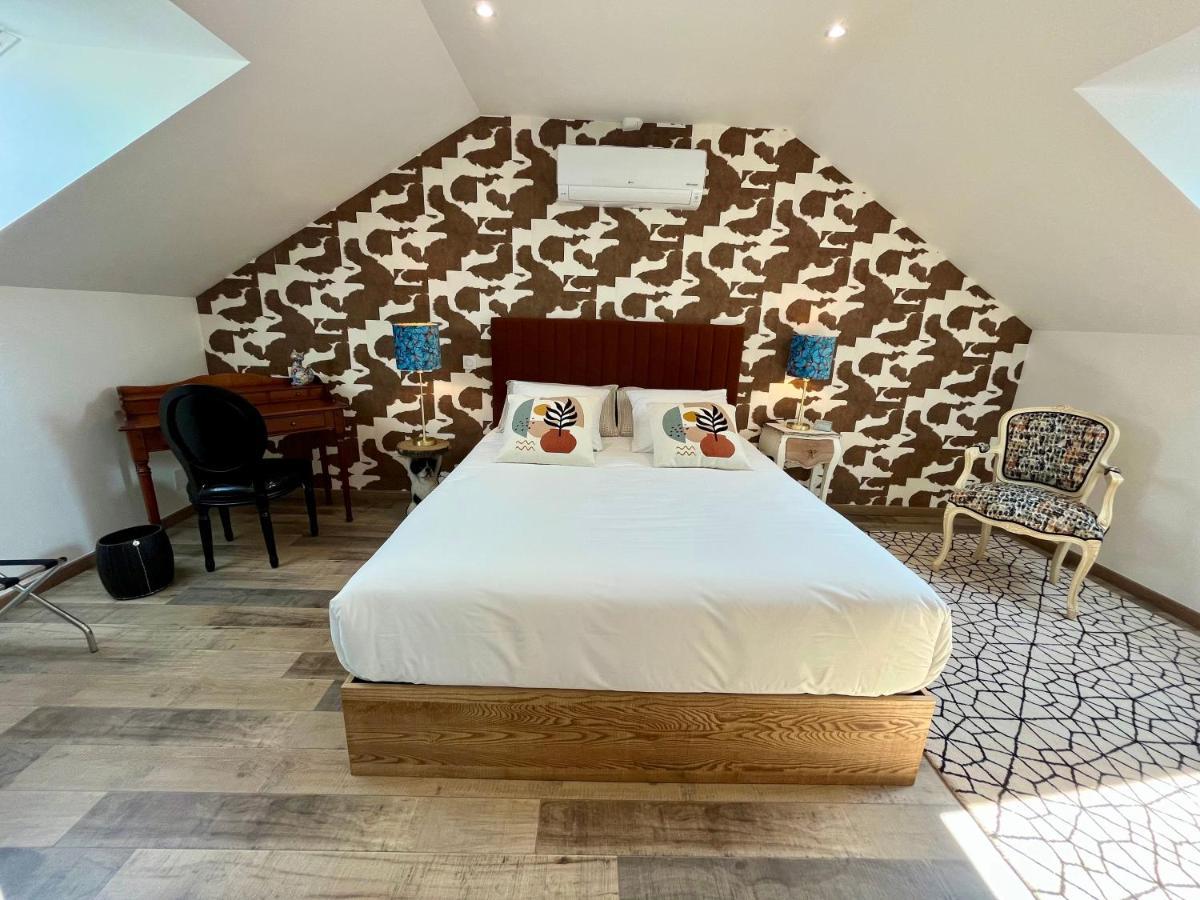 Cave Auger La Maison D'Hotes Restigne Ngoại thất bức ảnh