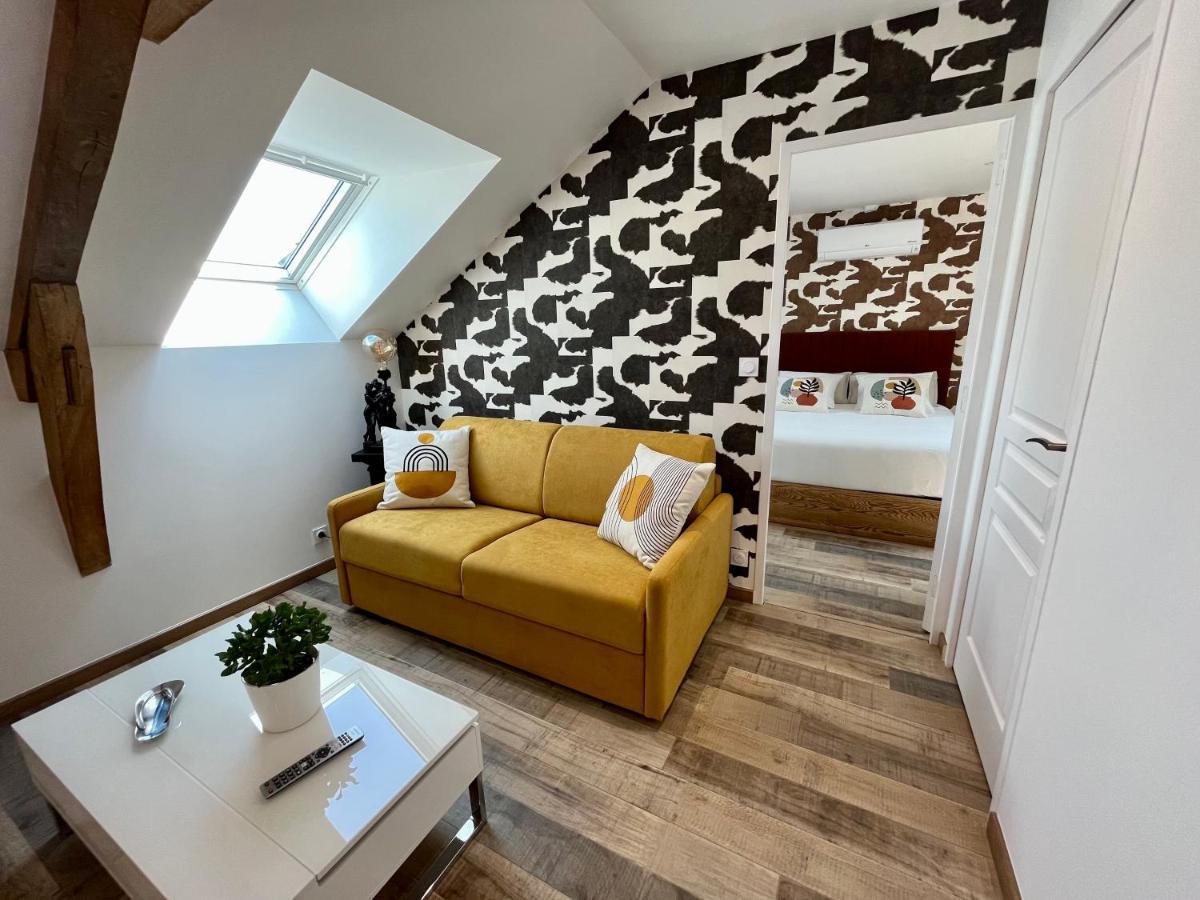 Cave Auger La Maison D'Hotes Restigne Ngoại thất bức ảnh